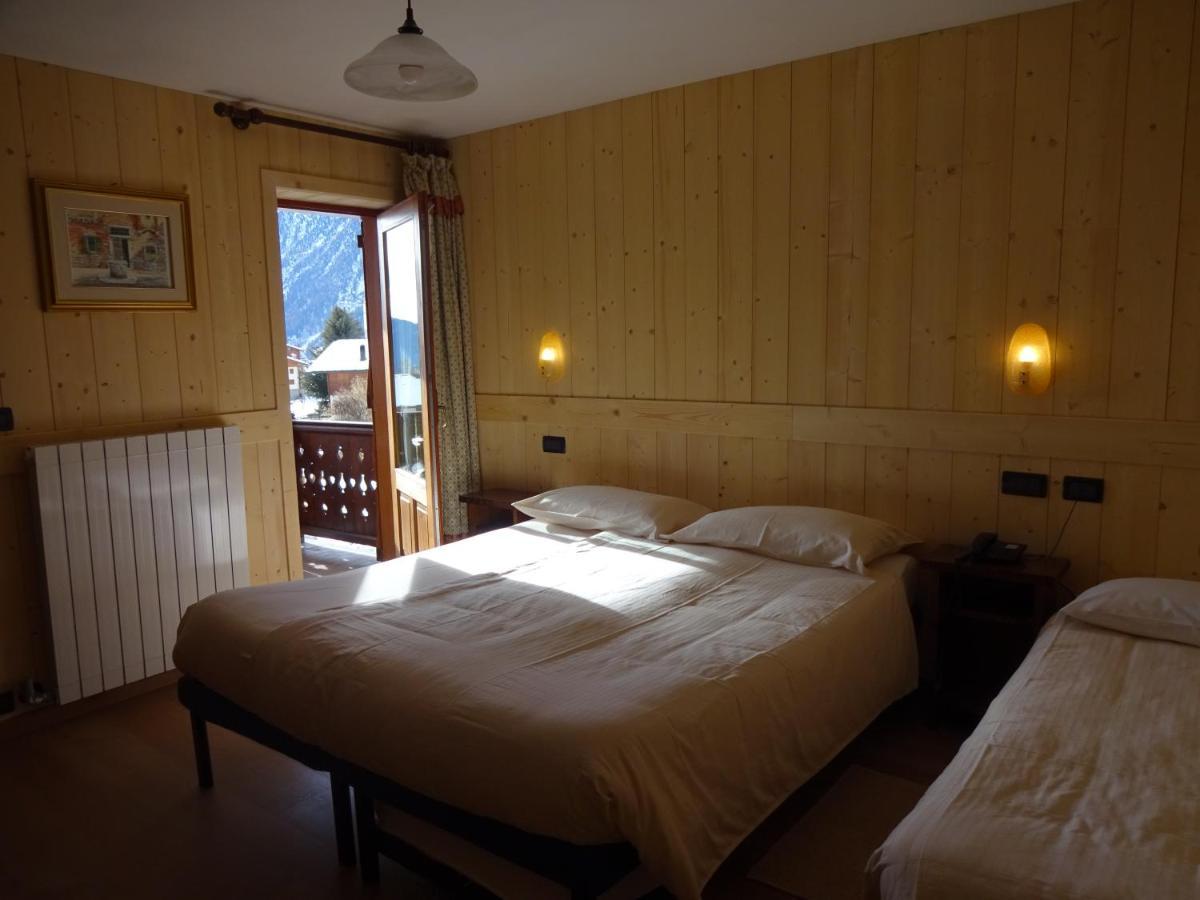 Hotel Santa San Champoluc Zewnętrze zdjęcie