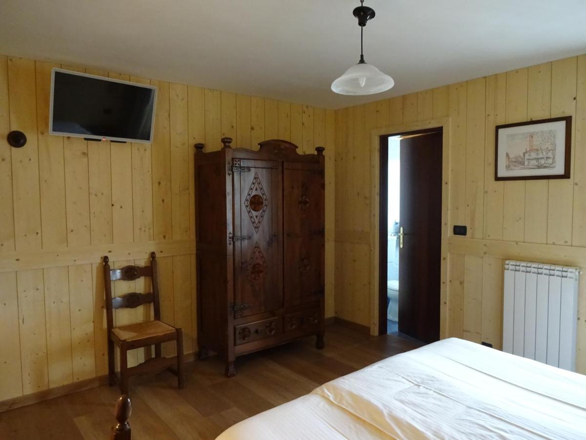 Hotel Santa San Champoluc Zewnętrze zdjęcie
