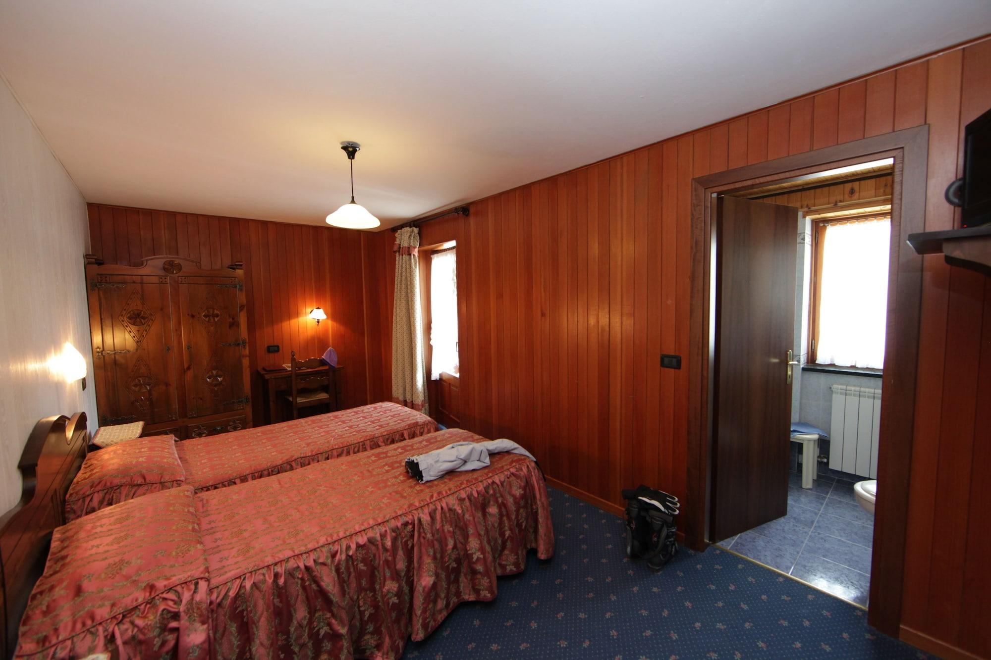 Hotel Santa San Champoluc Zewnętrze zdjęcie