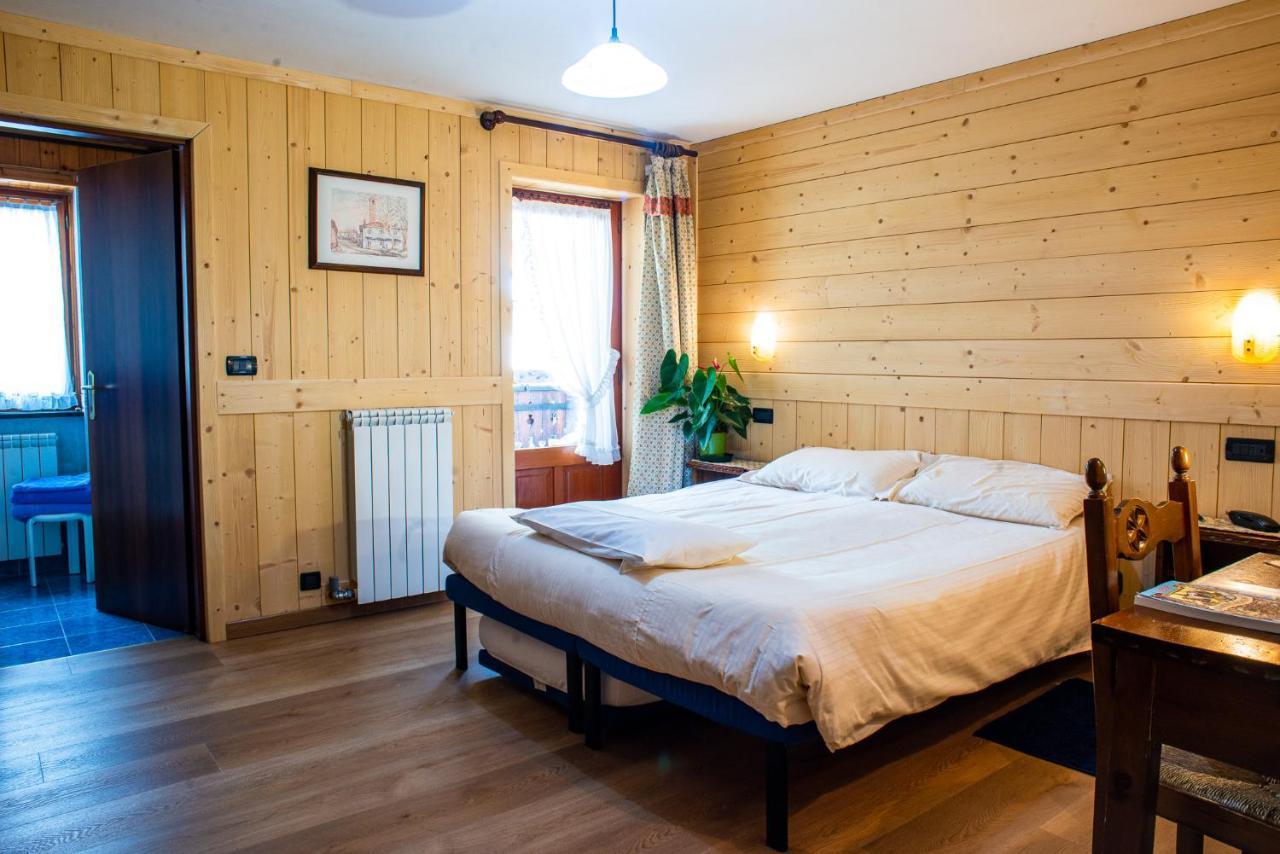 Hotel Santa San Champoluc Zewnętrze zdjęcie