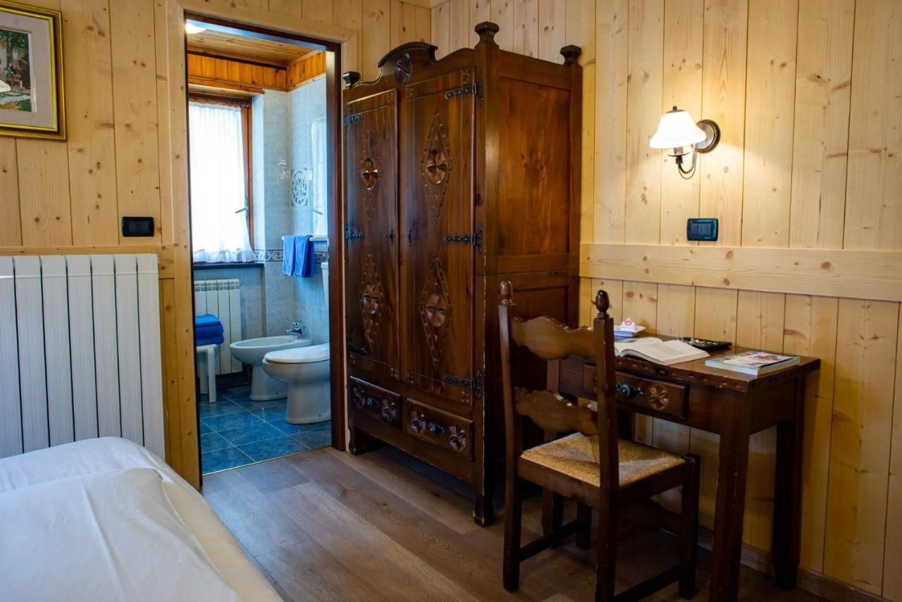 Hotel Santa San Champoluc Zewnętrze zdjęcie