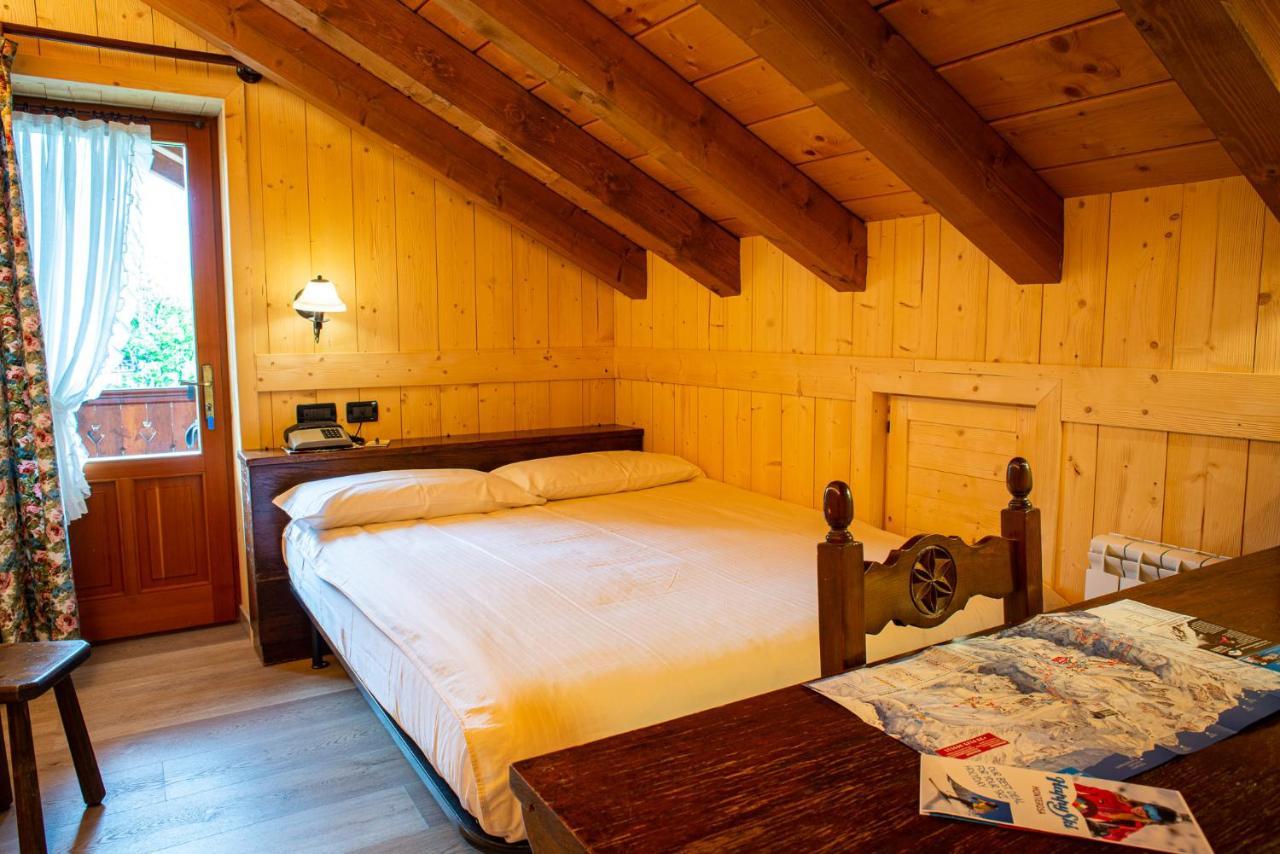 Hotel Santa San Champoluc Zewnętrze zdjęcie