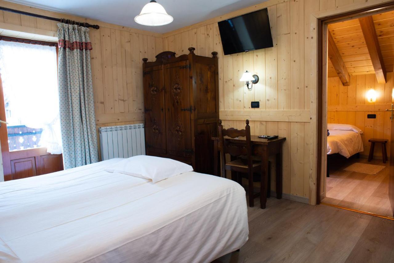 Hotel Santa San Champoluc Zewnętrze zdjęcie