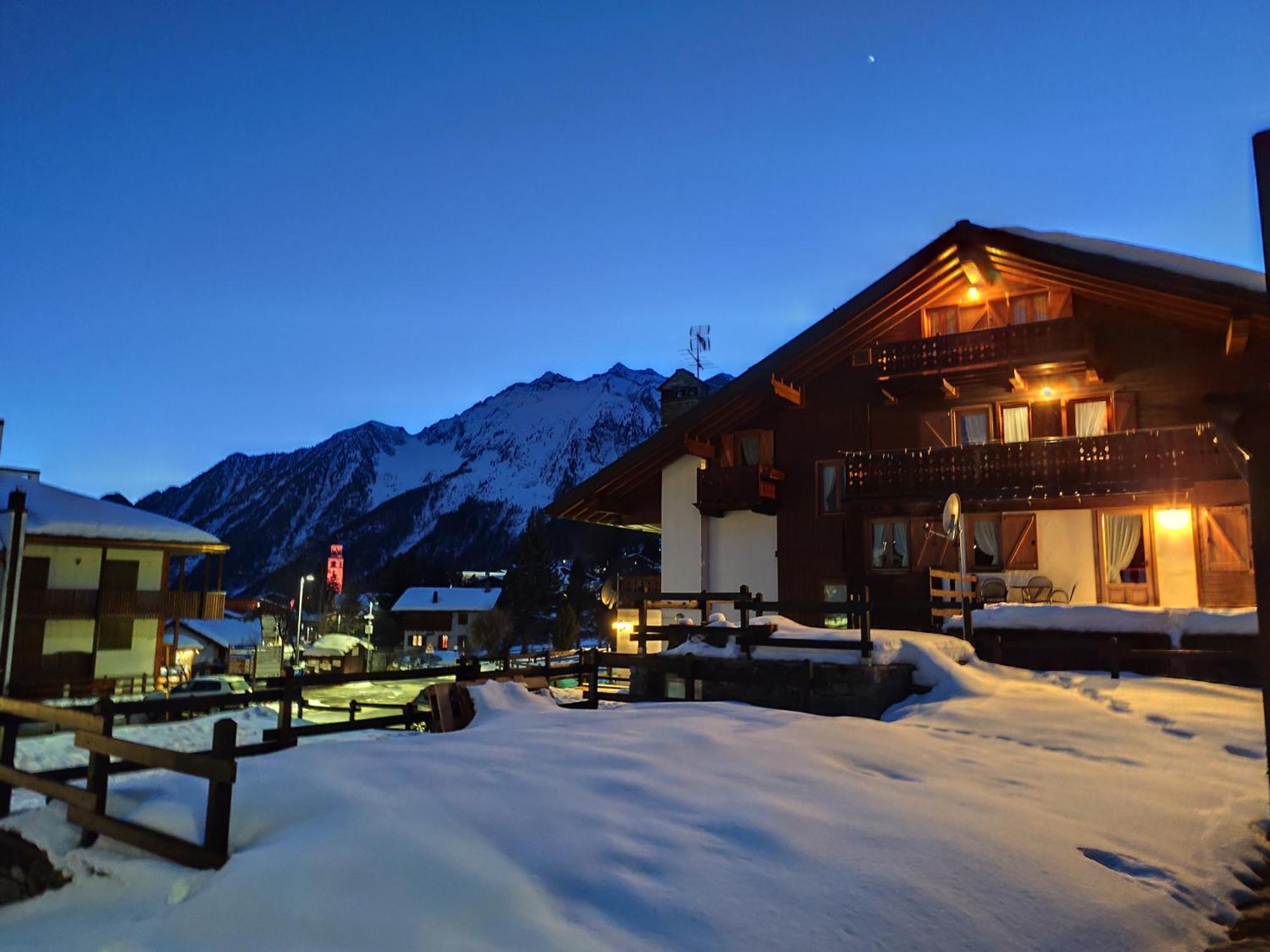 Hotel Santa San Champoluc Zewnętrze zdjęcie